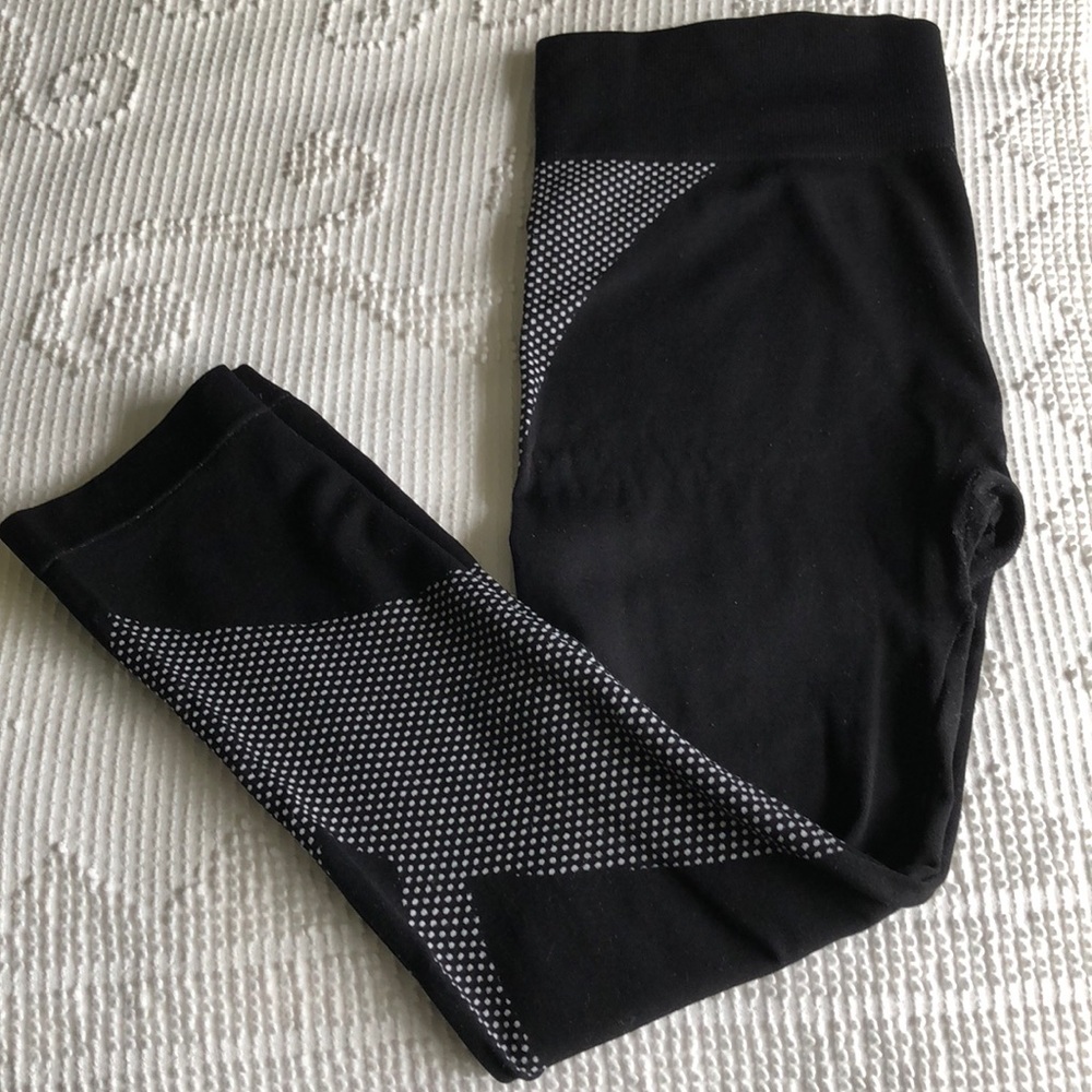 Black leggings